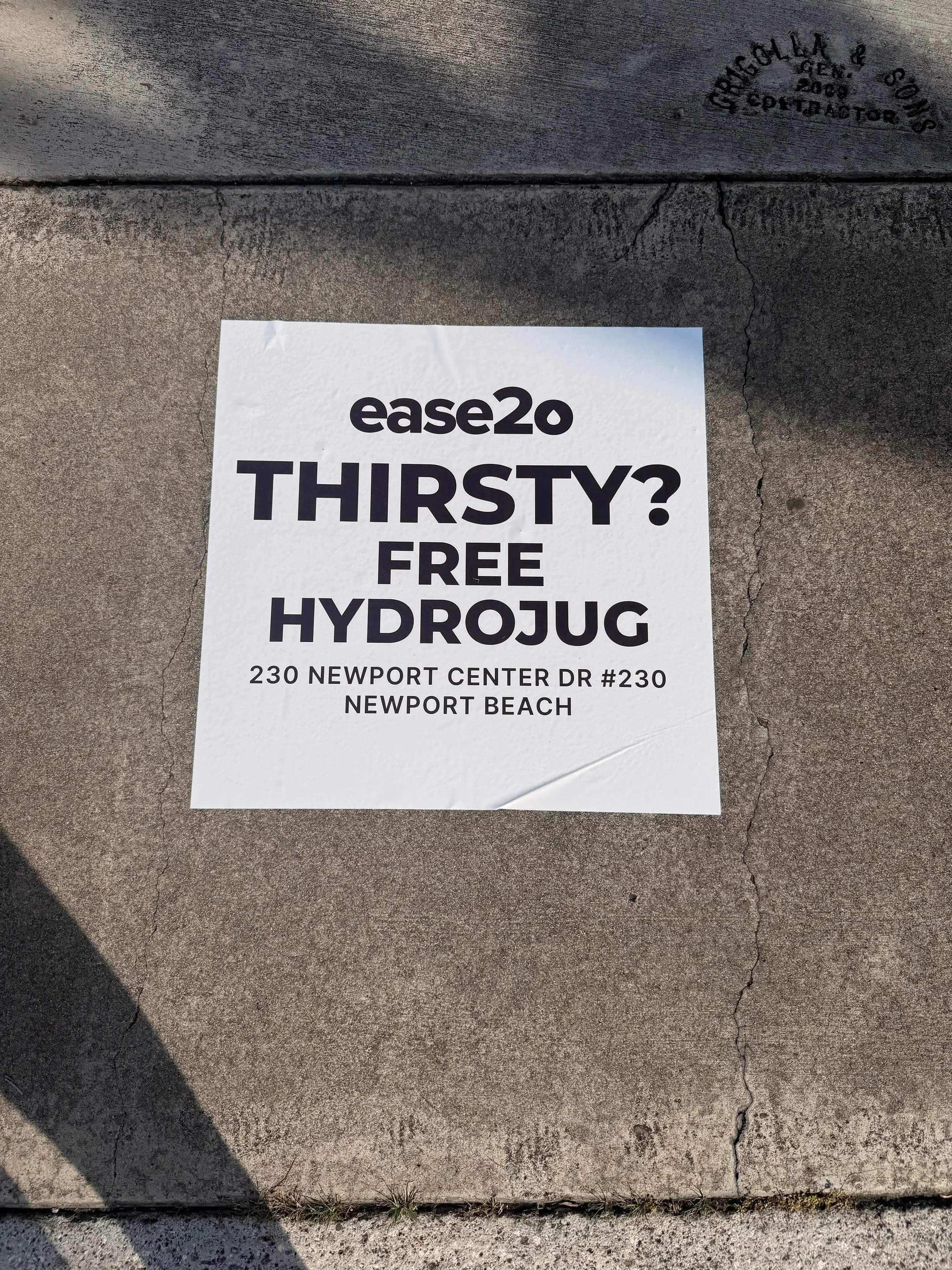 ease2o pop-up pole sticker on lamp post in Newport Beach, CA by Beyond Street Media