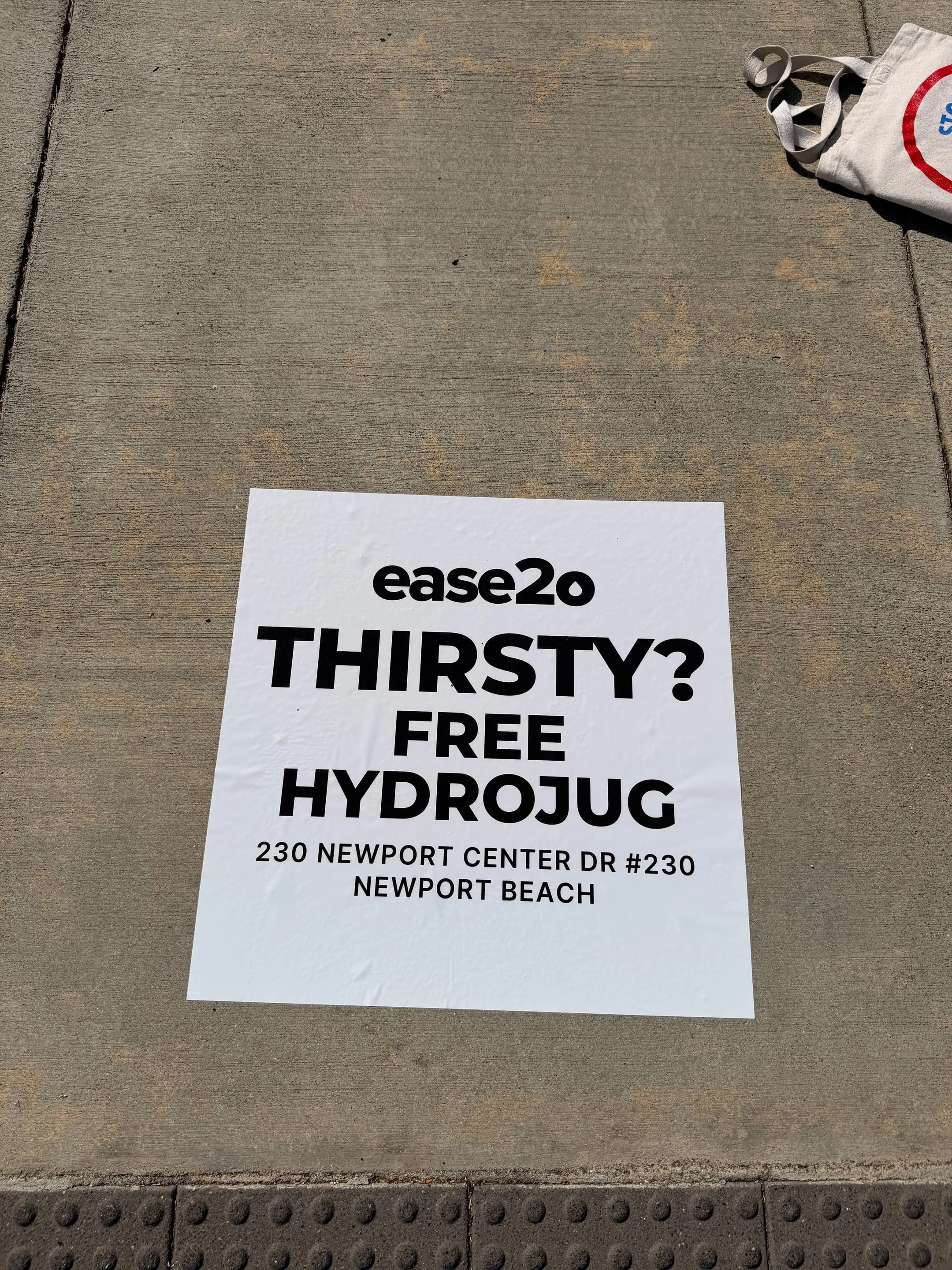 ease2o pop-up pole sticker on lamp post in Newport Beach, CA by Beyond Street Media