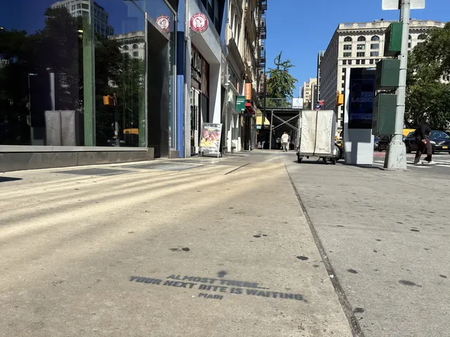 PIADI La Piadineria chalk stencil wayfinding campaign around 23rd St and Broadway in New York by Beyond Street Media