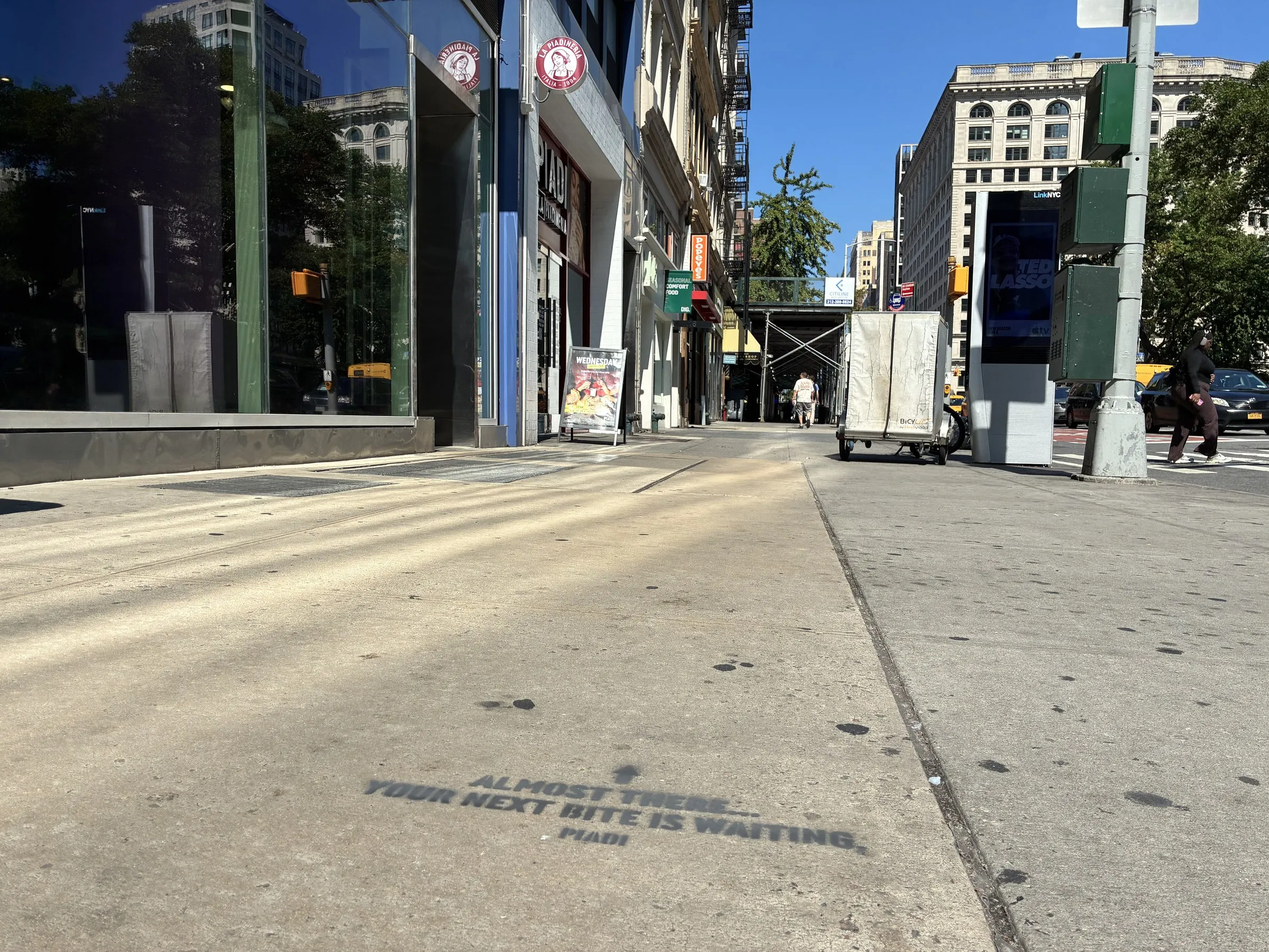 PIADI La Piadineria chalk stencil wayfinding campaign around 23rd St and Broadway in New York by Beyond Street Media