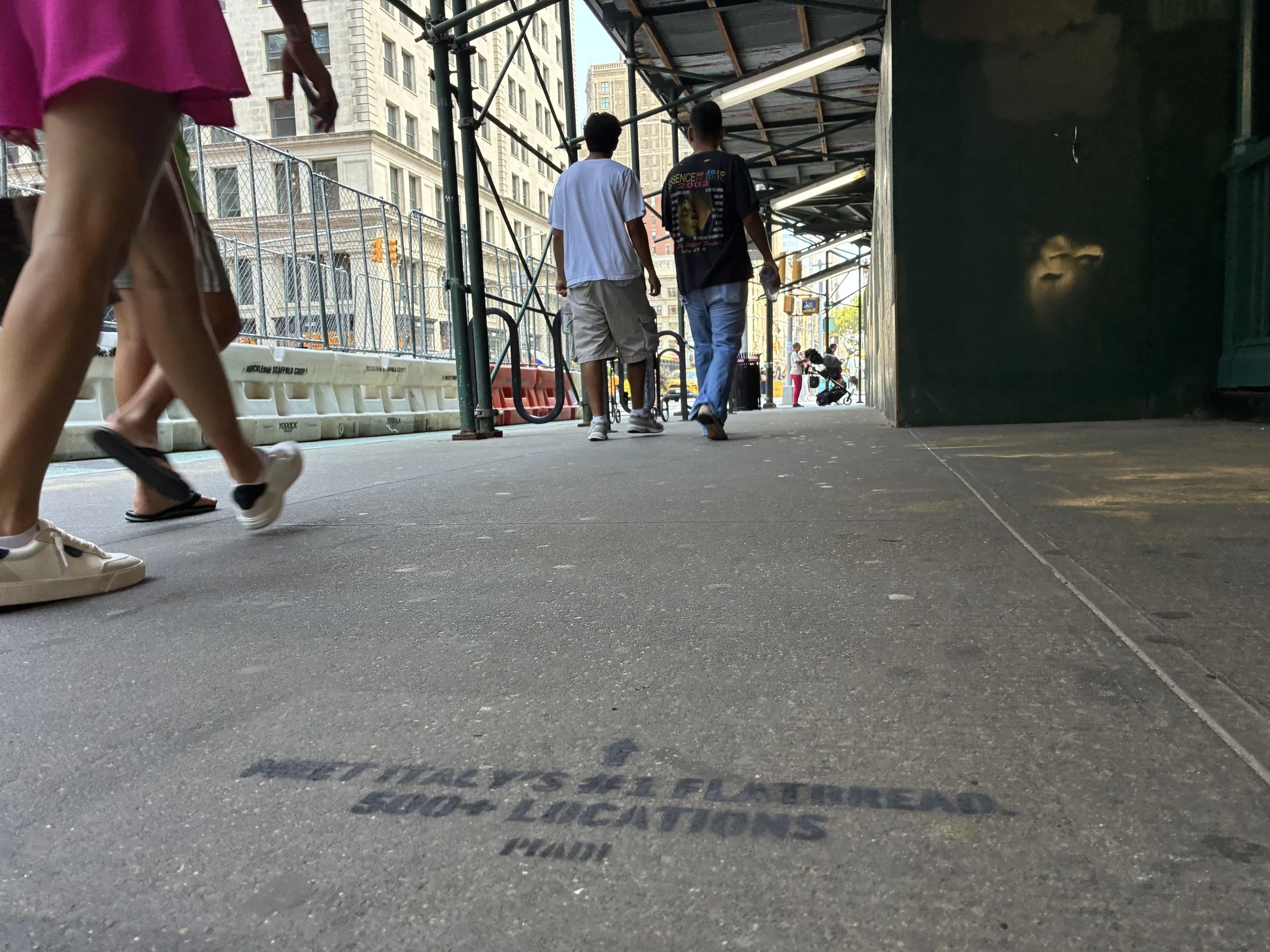 PIADI La Piadineria chalk stencil wayfinding campaign around 23rd St and Broadway in New York by Beyond Street Media