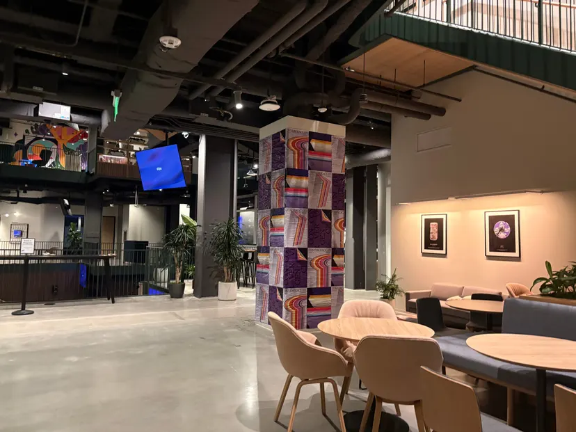 Stripe Convergence interior column wrap installation at SF HQ by Beyond Street Media (photo 6 of 16).